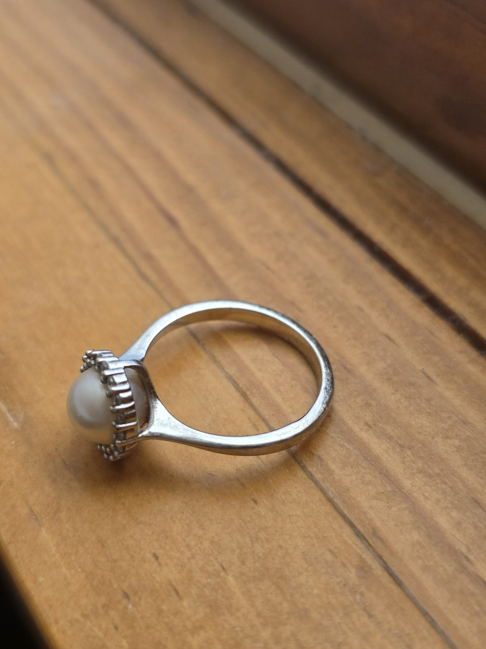 Pearl Factory 14k White Gold Diamond Ring - Picture 4 of 8